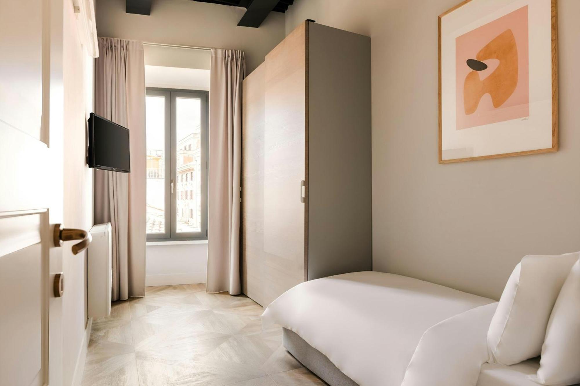 Sonder By Marriott Bonvoy Barberini Piazza Barberini Apartahotel 3*
